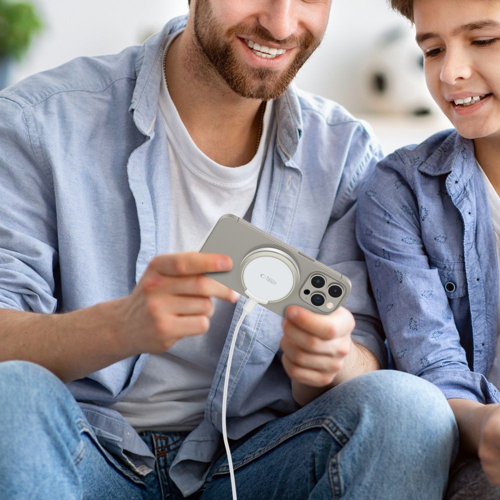 ŁADOWARKA INDUKCYJNA TECH-PROTECT QI15W-A33 MAGNETIC MAGSAFE WIRELESS CHARGER BIAŁA
